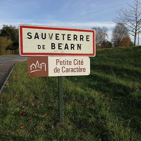 Appartement Dans Village Medieval Sauveterre-de-Bearn Kültér fotó